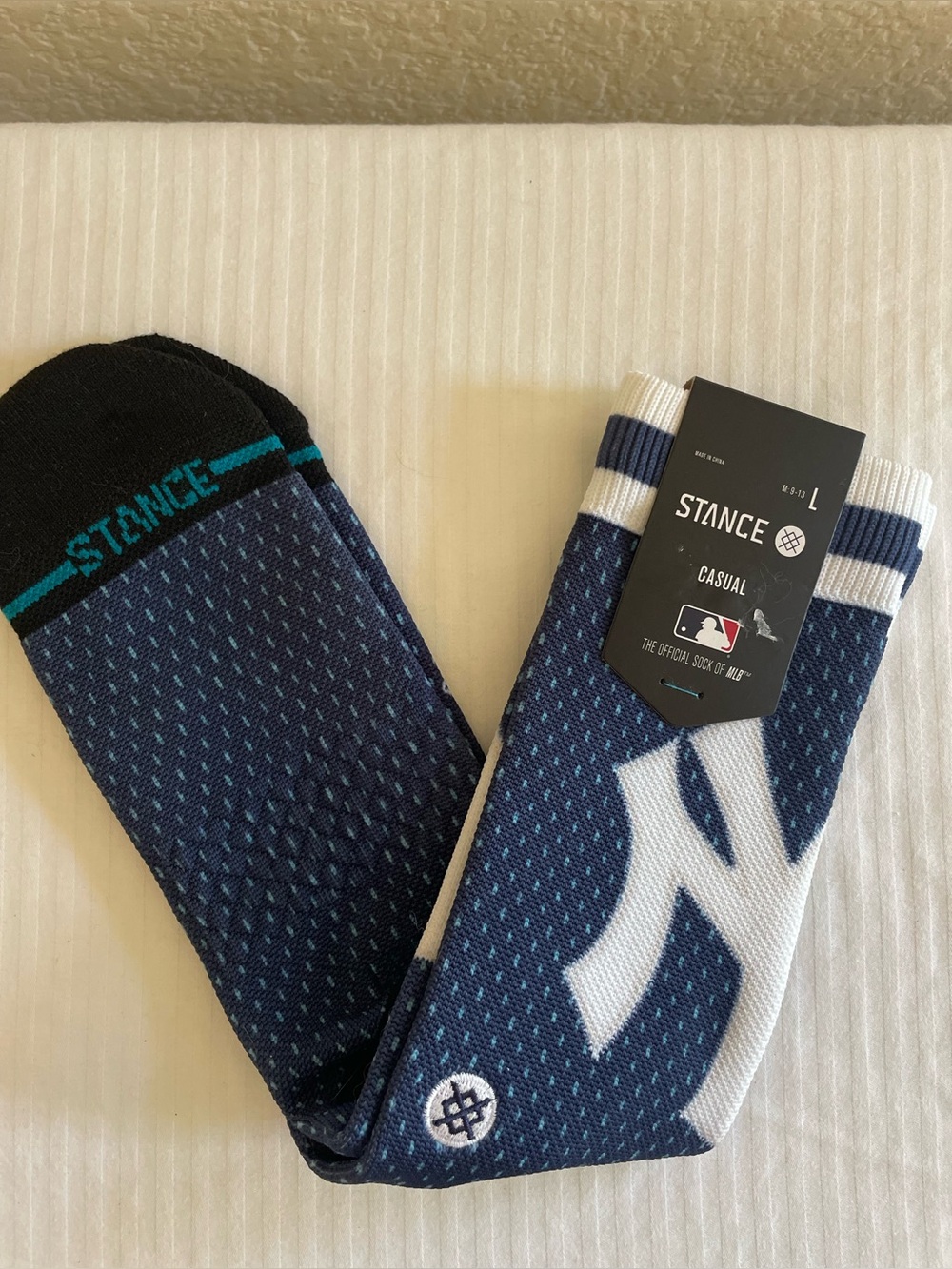 Stance Men’s Navy and White Yankees Casual Crew Socks NEW SZ LG 9-13
